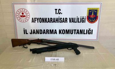 Afyonkarahisar’da ruhsatsız tüfek bulunduran şahsa ceza