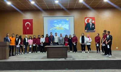 Hisarcık Anadolu Lisesinde başarılı öğrencilere teşvik ödülü