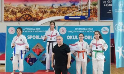 Bronz madalyayla döndü