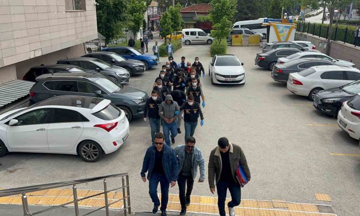 Ucuza şeker ve yağ satma vaadiyle dolandırıcılık yapan 6 şüpheliden 5’i tutuklandı