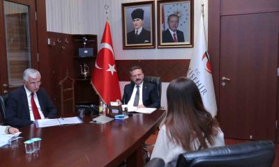 Vali Aksoy, vatandaşların sorunlarını dinledi