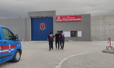 Aranan şahıs saklandığı köyde yakalandı