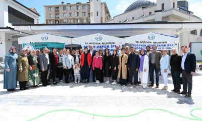 Başkan Bakkalcıoğlu, Engelliler Haftası nedeniyle düzenlenen hayır çarşısını ziyaret etti