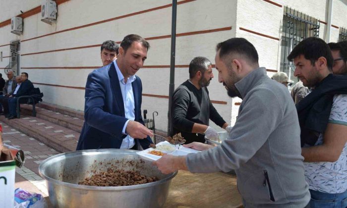 Beylikova Belediyesi 2 bin kişilik yağmur ve şükür duası yemeği düzenledi