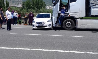 Bozüyük’te kamyon otomobile çarptı: 2 kişi yaralandı