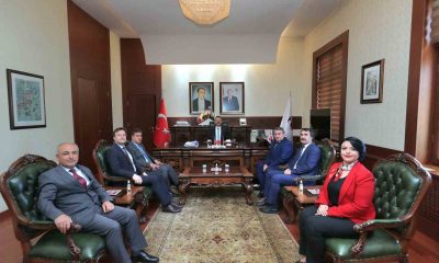 Tapu ve Kadastro bölge müdürü Eskişehir Valisi Hüseyin Aksoy’u ziyaret etti