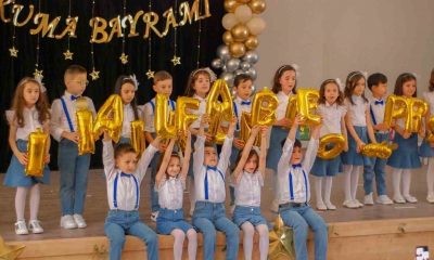 Minikler okuma yazma öğrenmenin mutluluğunu yaşadı