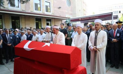 Şehit Pilot Albay Gökhan Özen gözyaşlarıyla son yolculuğuna uğurlandı