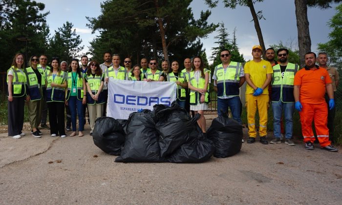 Gönüllüler Kocakır’da 20 poşet çöp topladı