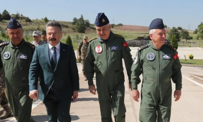 Genelkurmay Başkanı ve Hava Kuvvetleri Komutanı Eskişehir’de