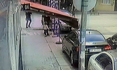 Park yapmak için engel gördüğü esnafın üzerine aracını süren sürücü kameraya yakalandı