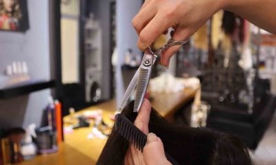 Bu yazın popüler olan saç kesimleri Retro olmasıyla dikkat çekti