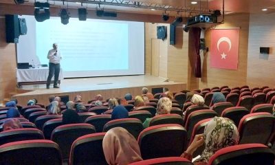 Simav’da Bayan Kur’an kursu öğreticilerine yaz Kur’an kursu semineri