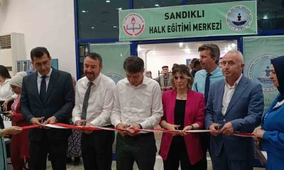 Sandıklı HEM’de yıl sonu sergisi açıldı