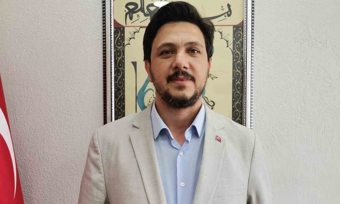 Gedizli muhtardan kimlik değiştirme uyarısı