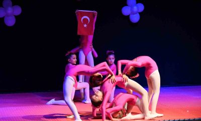 Minik cimnastikçilerden muhteşem gösteri