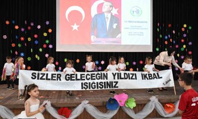 Miniklerin muhteşem gösterileri ayakta alkışlandı