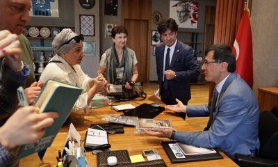 Yunanistan’dan gelen Kütahya ve Selanik kökenli misafirleri makamında ağırladı