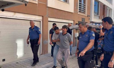 Evine gelen şahıslarla tartışan kadın kaçmaya çalışırken 2’nci kattan düştü