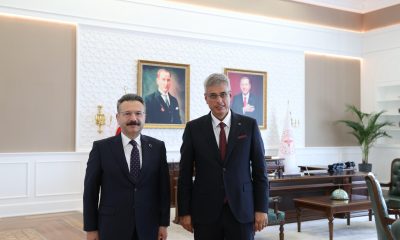 Vali Hüseyin Aksoy yeni atanan Sağlık Bakanı Prof. Dr. Kemal Memişoğlu’nu ziyaret etti