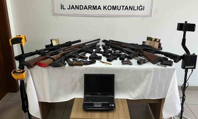 Jandarmadan kaçak silah tamir atölyesine baskın, 22 ruhsatsız silah ele geçirildi