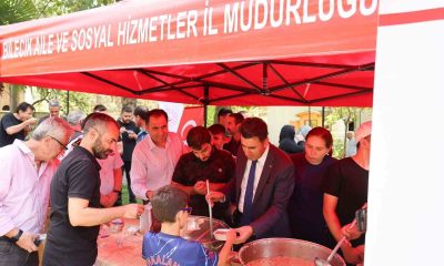 Vali Aygöl, Şeyh Edebali Türbesi’nde aşure ikram etti