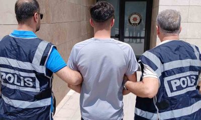 Çeşitli suçlardan aranan 2 şahsı polis yakaladı