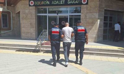 Dolandırıcılık suçundan 6 yıl 8 ay hapis cezasıyla aranan şahıs yakalandı
