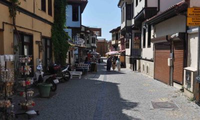 Lületaşı ustaları Odunpazarı’nda turizmin durgunluğundan memnun değil
