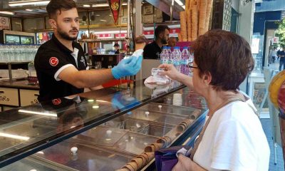 Serinlemenin en tatlı yöntemlerinden dondurmanın aromasında tercihler değişti