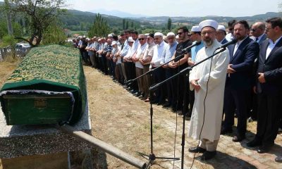 Diyanet İşleri Başkanı Erbaş, Kütahya’da Müezzin-Kayyım Halil İbrahim Güçlü’nün cenazesine katıldı