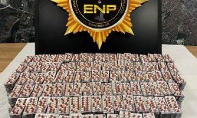 Araçlarında 22 bin 302 sentetik ecza ele geçirilen 2 şüpheli tutuklandı