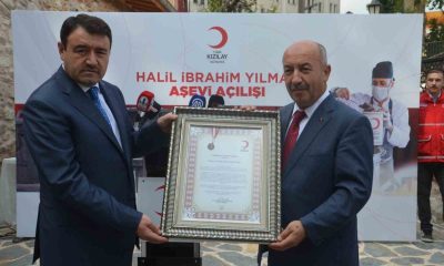 Kütahya’da en çok kan bağışı yapan MEM ödüllendirildi