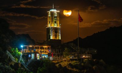 Eskişehir’de fotoğraflanan ‘Süper Ay’ görsel şölen oluşturdu