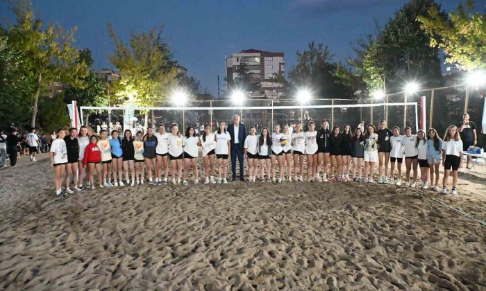 Kum Voleybolu ve Sokak Basketbolu Turnuvası’nın final müsabakaları yapıldı