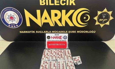 Bilecik’te aranan araçta çok sayıda uyuşturucu madde ele geçirildi