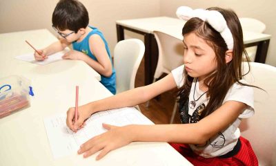Akıl ve zeka oyunları ile hem eğleniyorlar hem öğreniyorlar