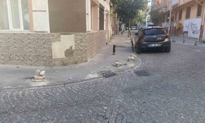 Mahalleli sürekli kırılan dubalarla ilgili çözümü kendi üretti