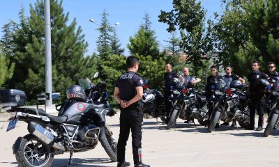 Motosikletli polisler vatandaşa güven veriyor