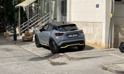 Yasaklı alanlara park edilen araçlar tepki çekiyor