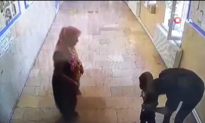 4 yaşındaki çocuk öğretmenin Heimlich manevrası ile hayatta kaldı