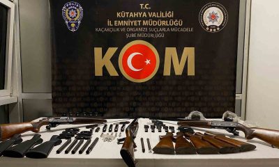 Kütahya’da kaçak silah operasyonu, gözaltına alınan 2 şüpheli serbest bırakıldı