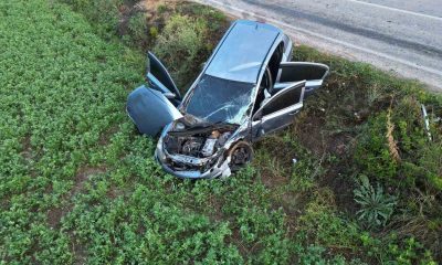 Ambulansla otomobilin çarpıştığı kazada 2’si hemşire 5 kişi yaralandı