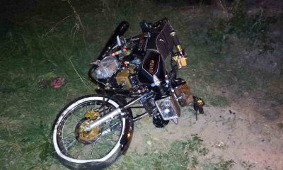 Minibüs ve motosikletlerin karıştığı kazada 2 kişi yaralandı