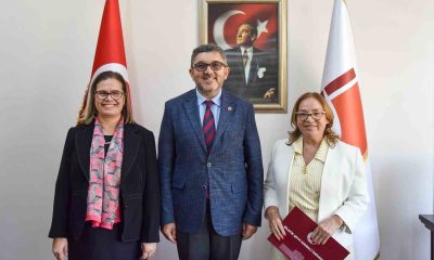 Doç. Dr. Alev Akpınar Borazan göreve başladı
