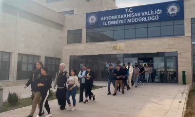 Dijital ortamda 272 kişiyi 17 milyon 500 bin TL dolandıran çeteye polisten darbe