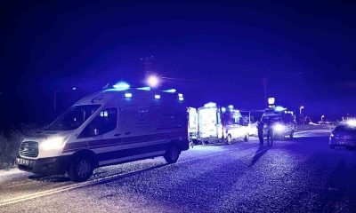 Kütahya’da işçi servisi ile otomobil çarpıştı: 10 yaralı