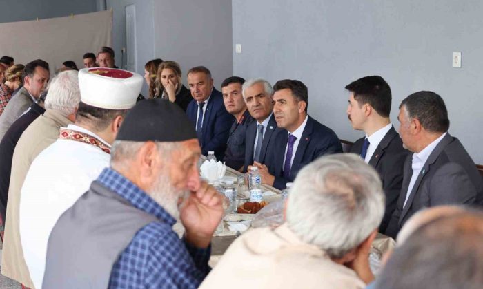 Vali Aygöl, köylülerin ihtiyaç ve talepleri tek tek dinledi