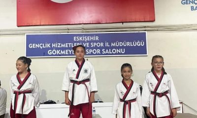 Eskişehir Orgeneral Halil Sözer Ortaokulu taekwondo ekibi yeni sezona başarıyla başladı