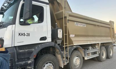 Hem ehliyeti olmayan hem de sahte plakayla trafiğe çıkan sürücüye ceeza yağdı